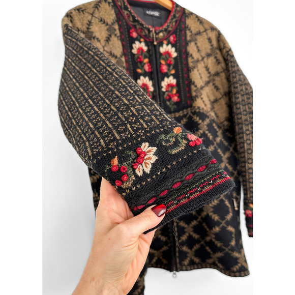 Icelandic Designs Brown Black Floral Embroidered Scandigirl Wool Knit Sweater - Picture 3 of 12